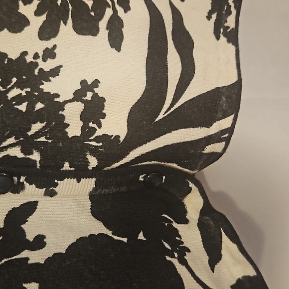 ■ 2 For $5 Cleo CARDIGAN TOP SIZE LARGE - Picture 4 of 11